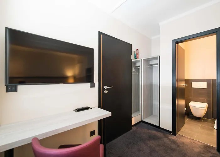 Topas Frankfurt Centre - Digital Check-in 3*